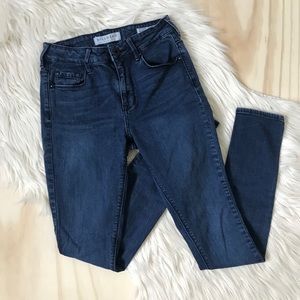 Bullhead Denim Dark Wash Skinny Jeans
